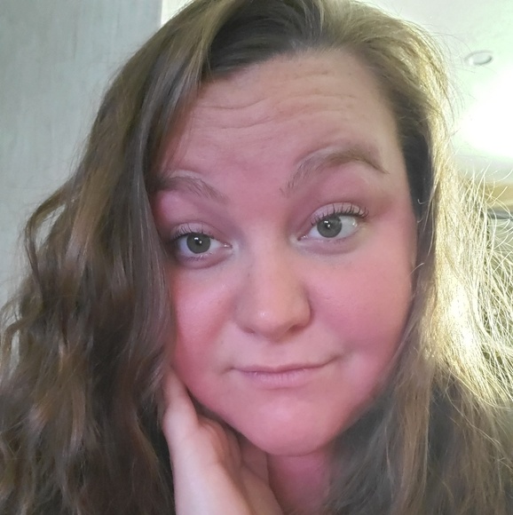 Meet your Posher, Shelby - Picture 1 of 1